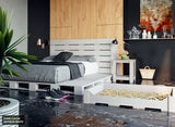 The Oversized Queen Pallet Bed